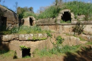 Sepolcri-Etruschi-a-Cerveteri