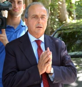 WCENTER 0WHHBDRLDP  -  ( Mino Ippoliti - Fiumicino incidente 14incidente .JPG ) CRONACA