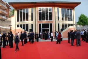 esterno-teatro-claudio