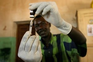 Preparazione di una vaccinazione contro il morbillo