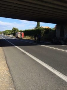 auto-in fiamme aurelia