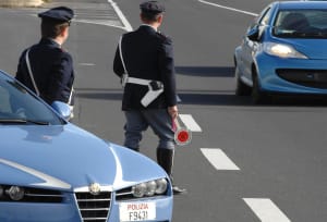 polizia-psto-di-blocco