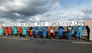La protesta dei cittadini della Farnesiana