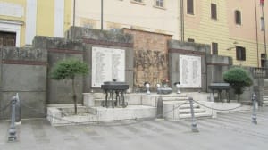 Monumento-ai-Caduto-Piazza-del-Comune-Bracciano