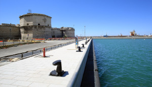 banchina porto civitavecchia