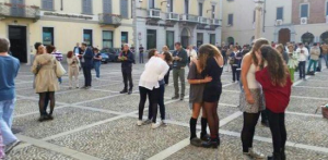 sentinelle in piedi