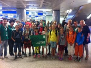 Arrivo Bambini in aereoporto (1)