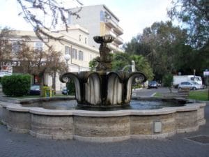 Fontana , Piazza della Vittoria Ph. Loreto De Felice