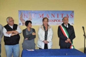 523650_101909636640349_287404285_n