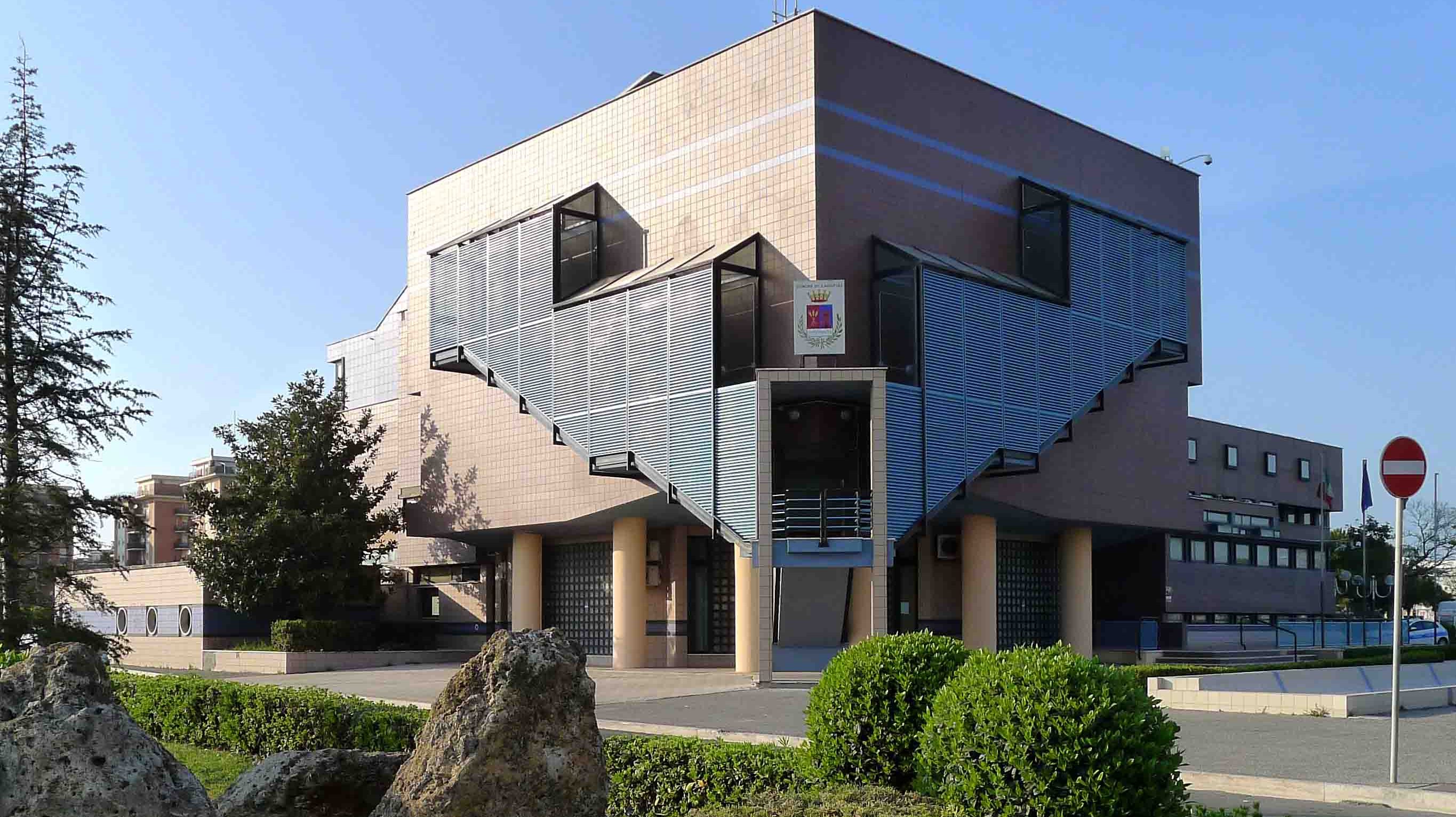 cropped-COMUNE-DI-LADISPOLI.jpg cropped-COMUNE-DI-LADISPOLI.jpg