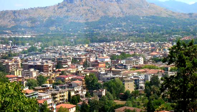 Cassino, aggredito dal branco perché indossa la maglia del Frosinone