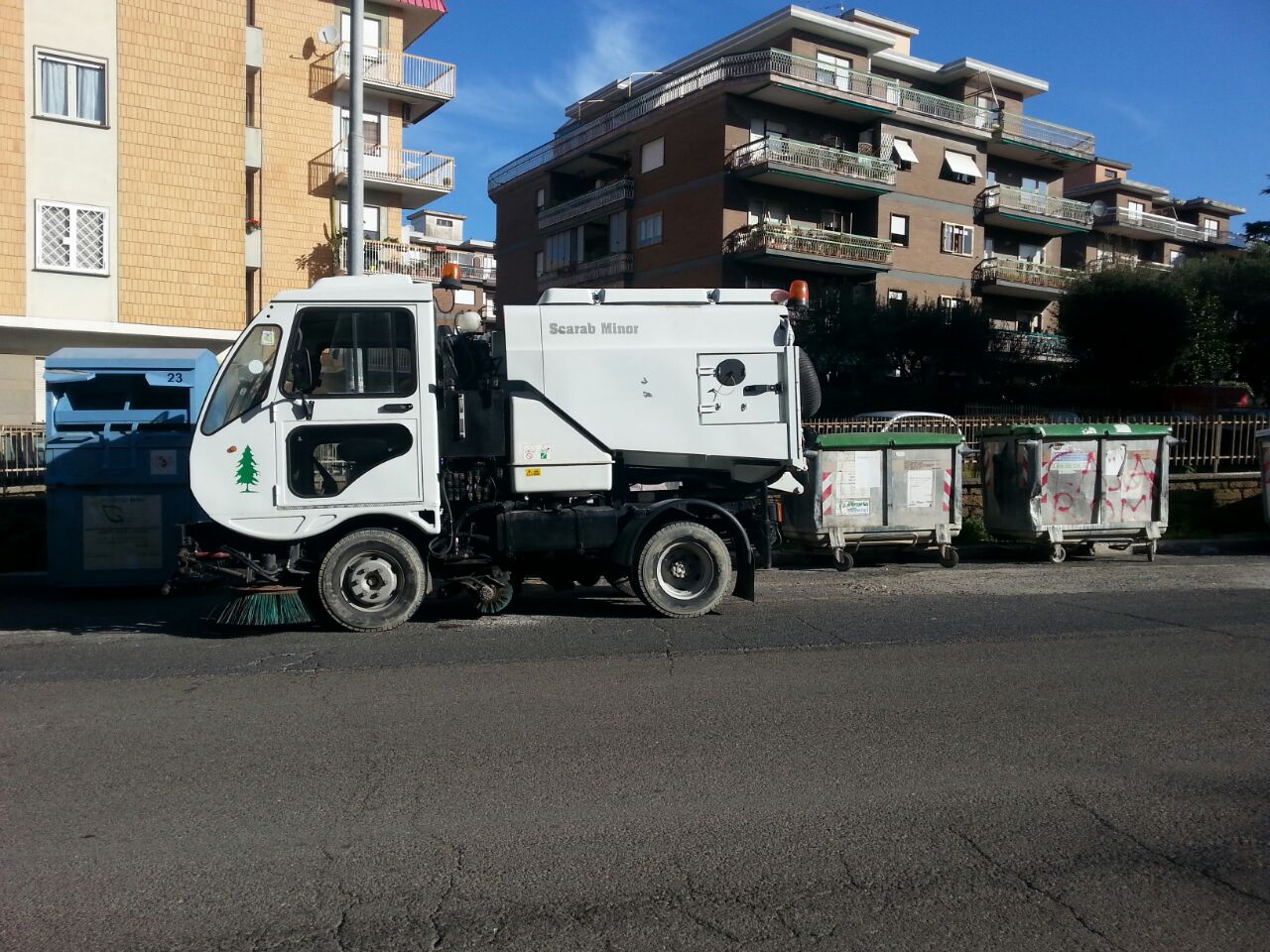 LA SPAZZATRICE FANTASMA