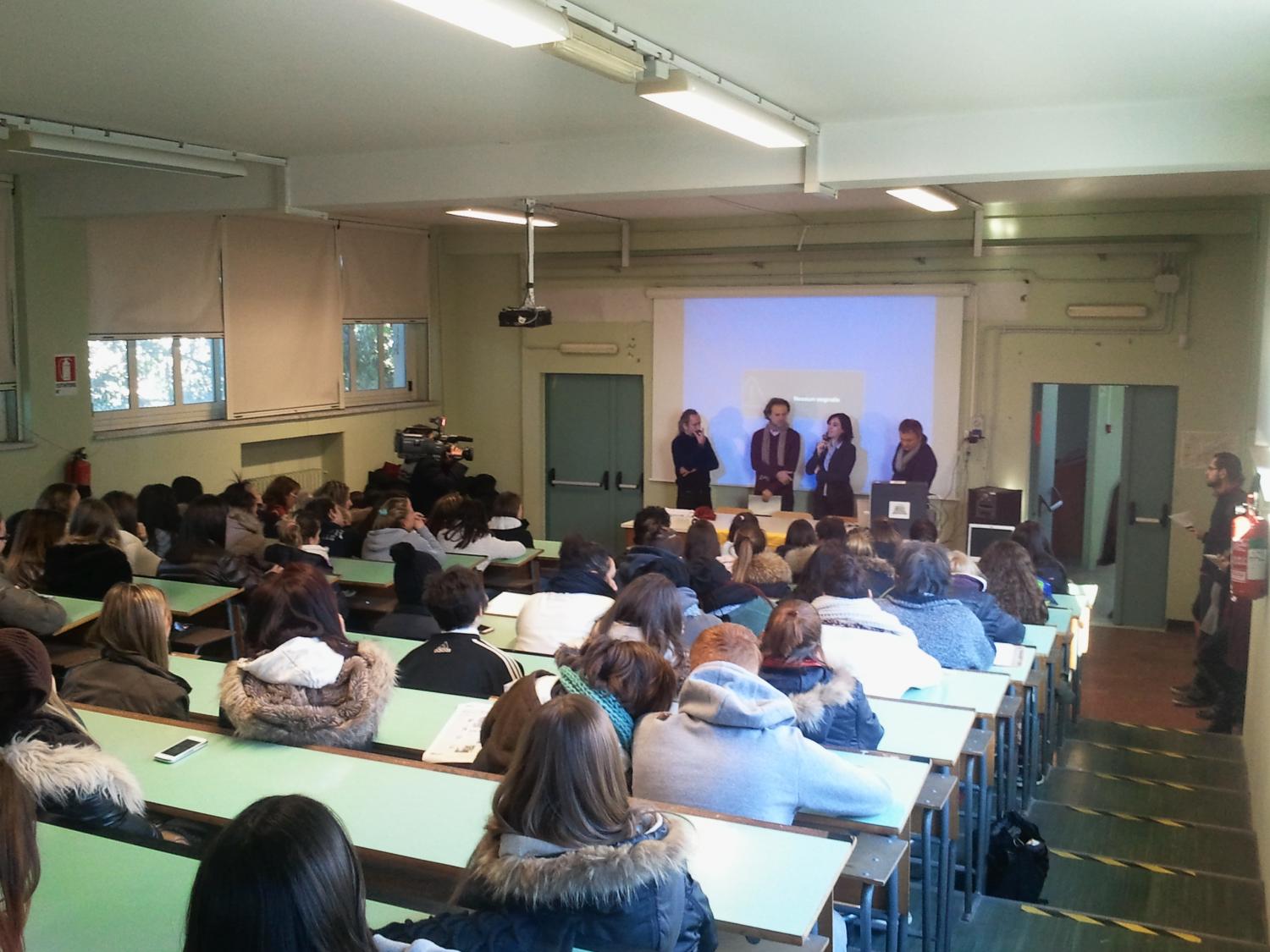 Scuola. Estella Marino: “Operazione straordinaria per ambiente accogliente e sicuro”. Rossi-Doria: “Ottimo lavoro e sinergia tra gli assessorati”