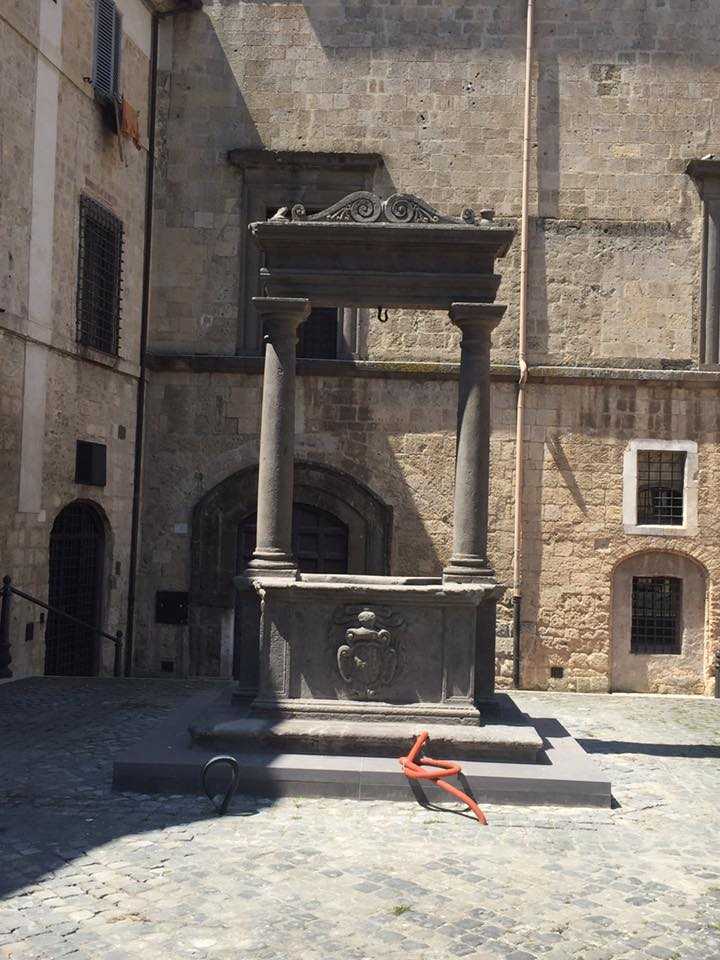 Il pozzo Vipereschi in piazza Soderini