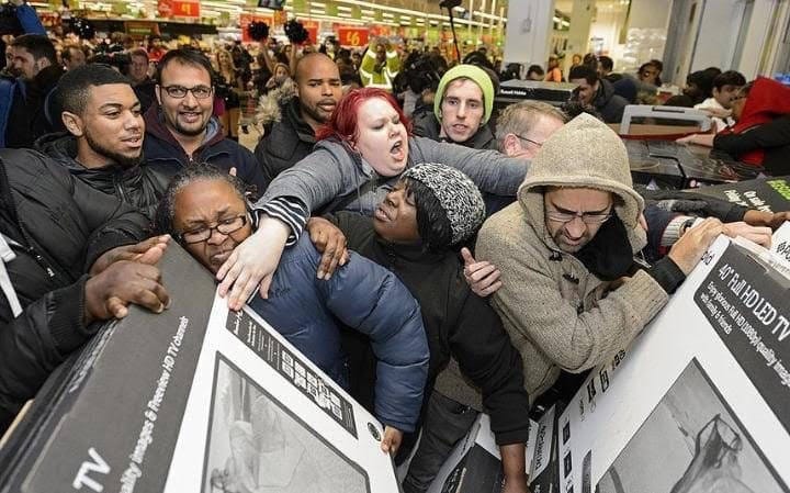 BLACK FRIDAY, Il giorno dei grandi sconti