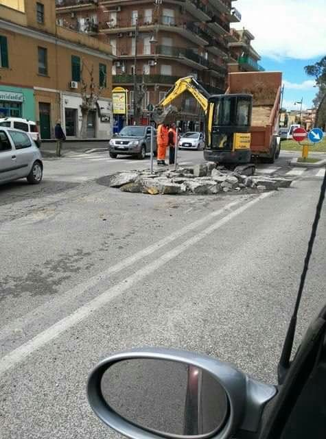 photo5904522585738160158