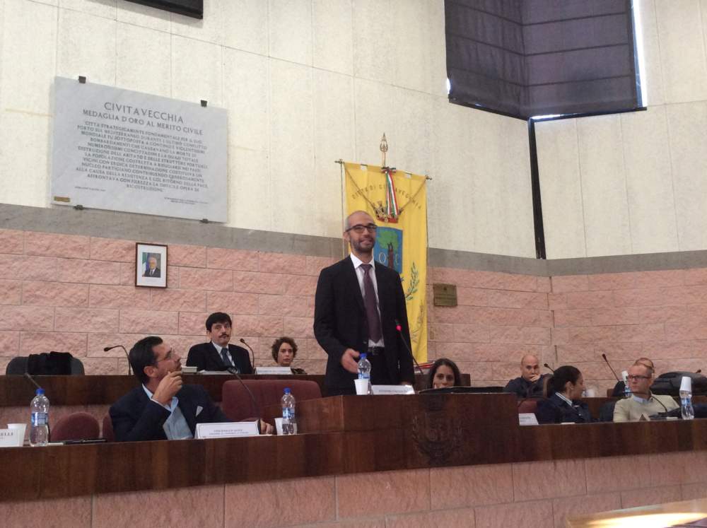 1A42DB2E-8BAA-45E3-AC84-3E1D0E55100F