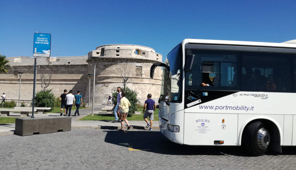 parcheggio_bramante_fermata_navetta-forte-michelangelo-port-mobility-turisti-croceristi