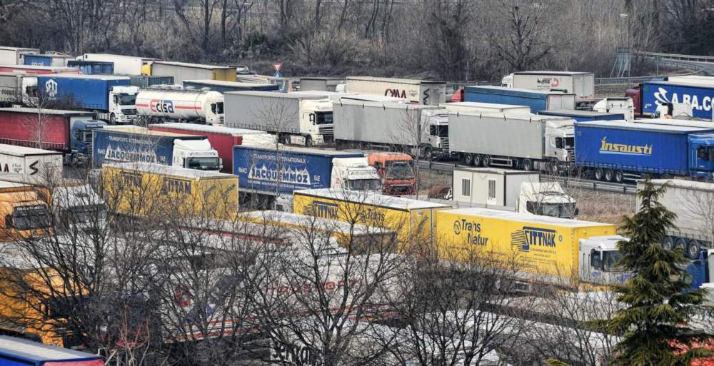 Blocco Autotrasportatori sulla tangenziale di Torino.