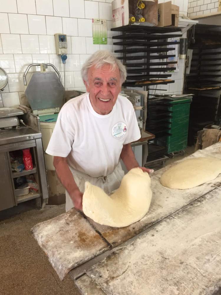 33161885_10215500803809477_8067495994180239360_o