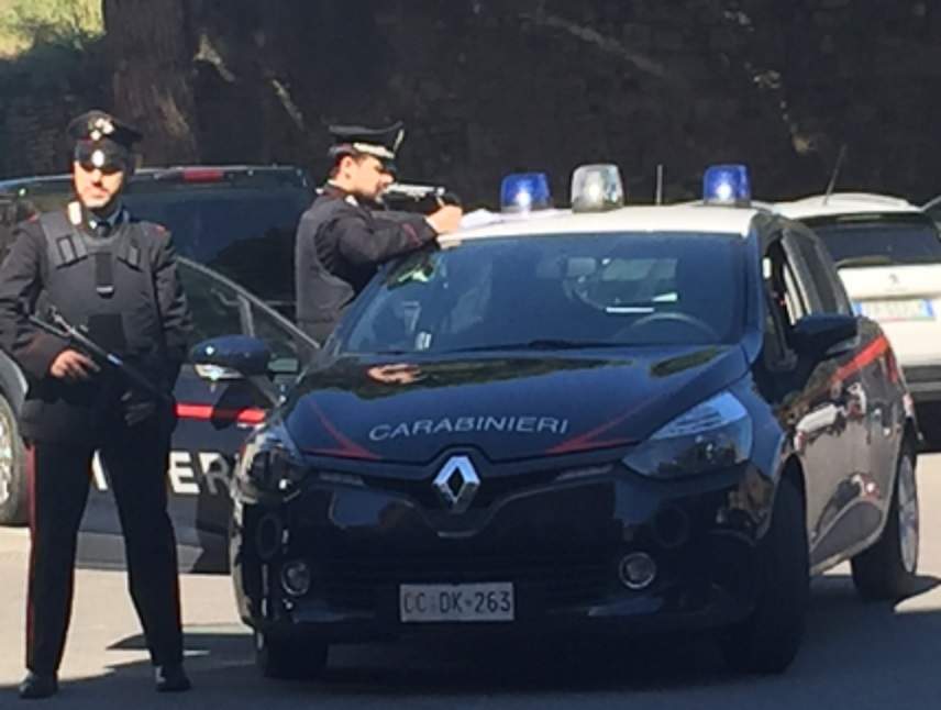 CIVITAVECCHIA – Controlli dei Carabinieri CIVITAVECCHIA - Controlli dei Carabinieri
