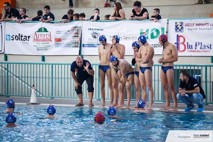 Pallanuoto, il Tyrsenia torna da Napoli con tre punti pesanti