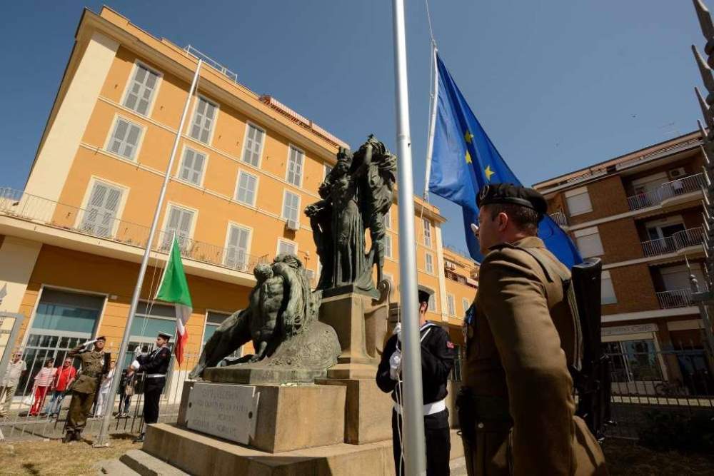 2 due giugno piazzale eroi