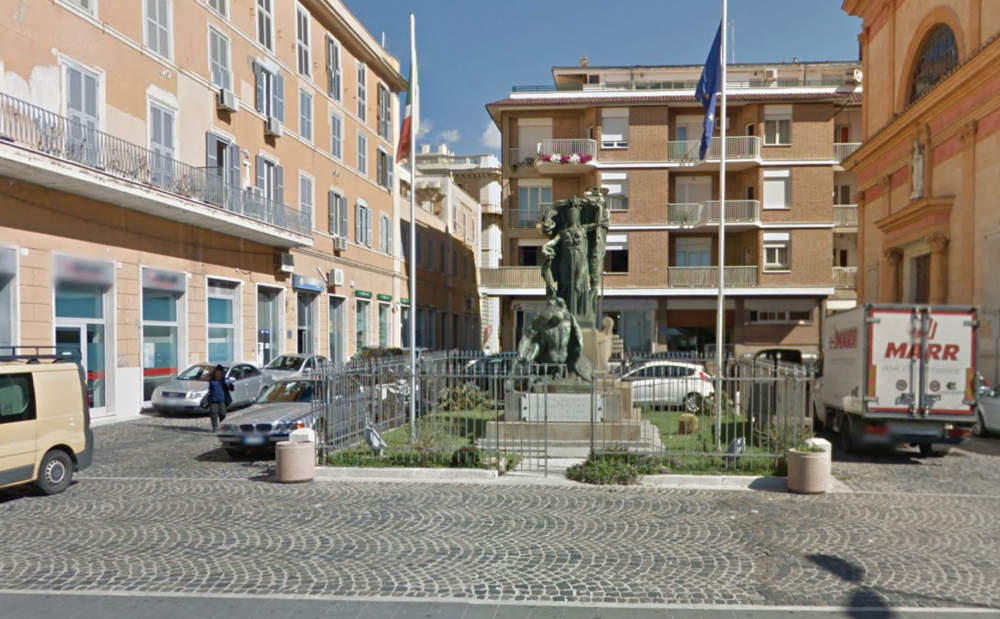 Piazza degli Eroi Civitavecchia