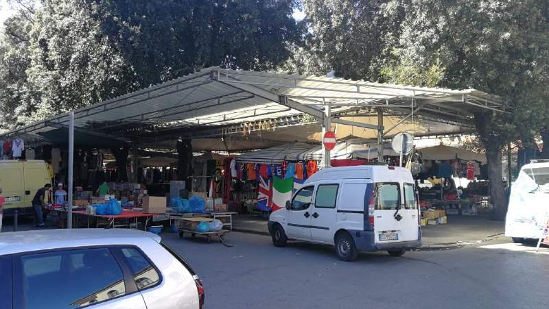 mercato civitavecchia