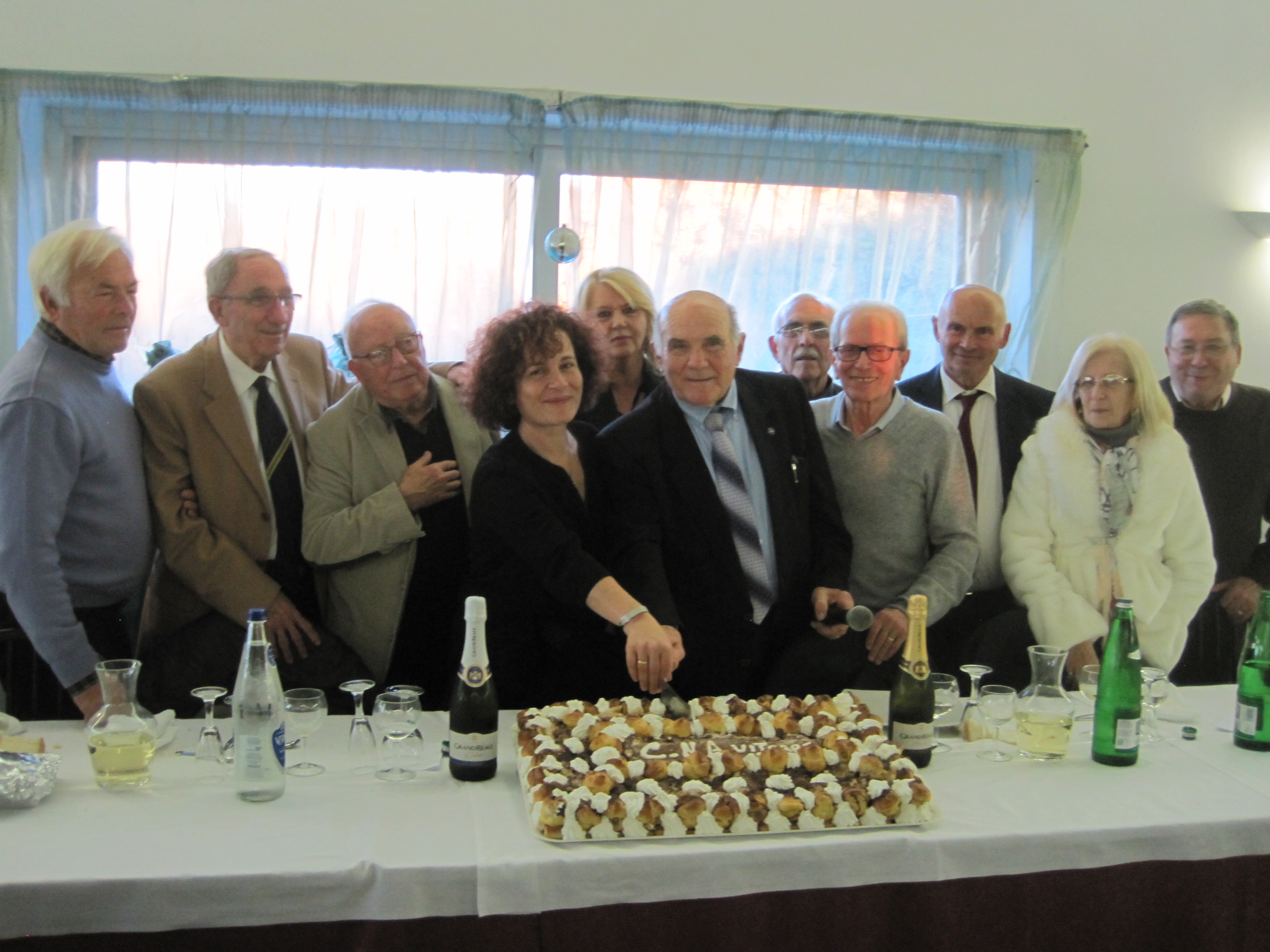 Luigia Melaragni e Alberto Menichetti al centro della foto