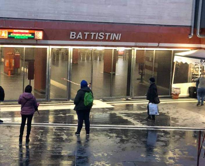 metro A Battistini chiusa