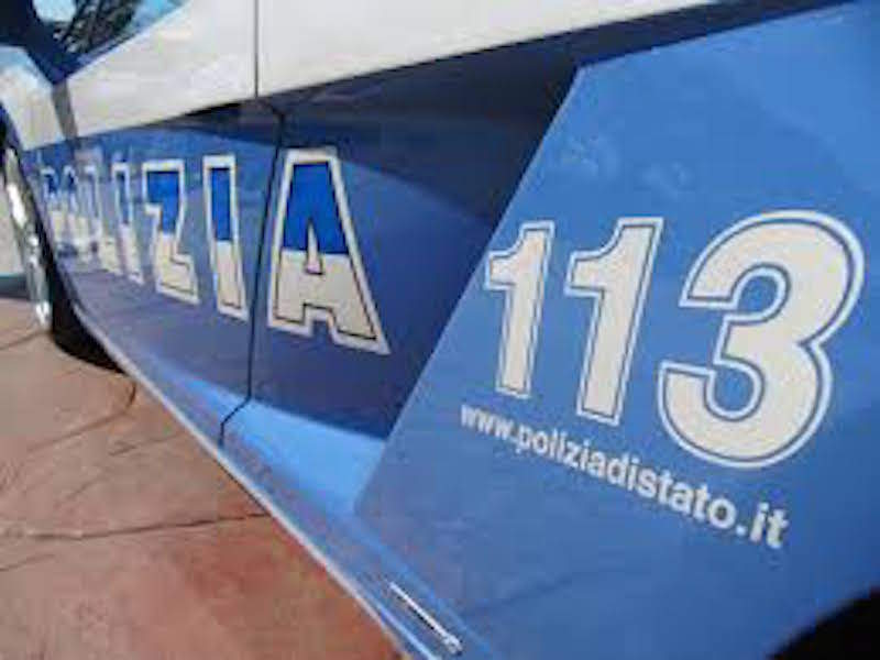 auto polizia 3