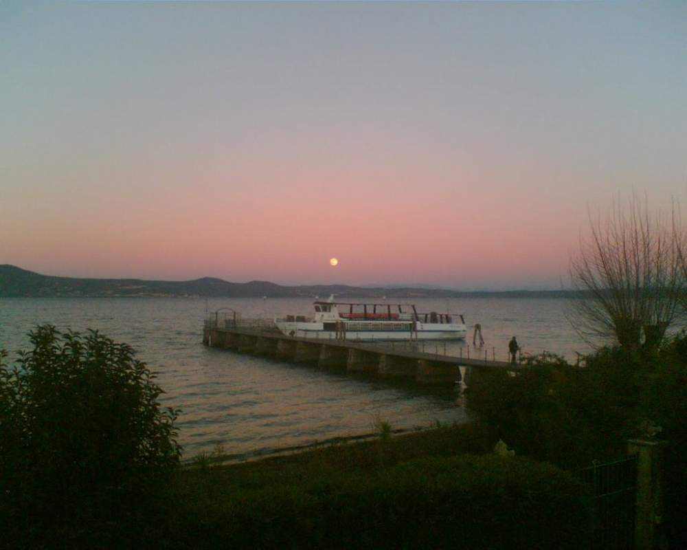 molo inglesi lago bracciano molo inglesi lago bracciano