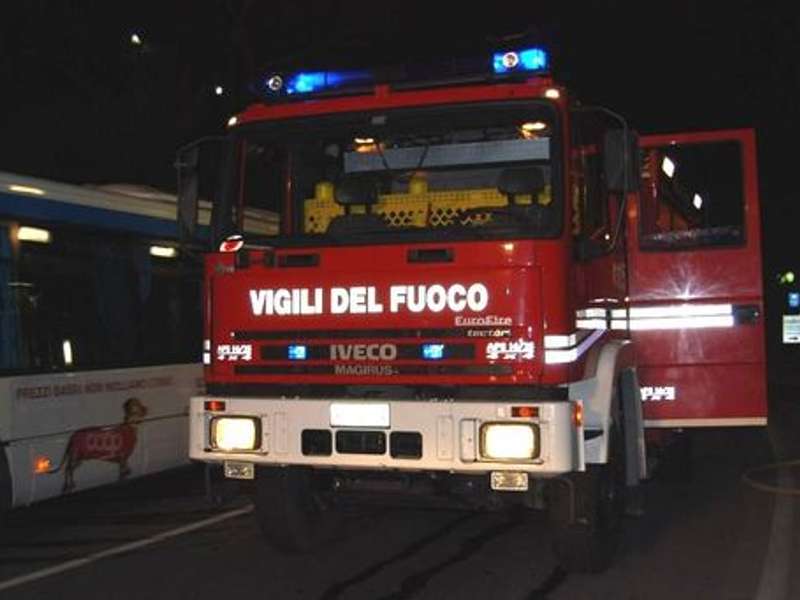 vigili del fuoco vigili del fuoco