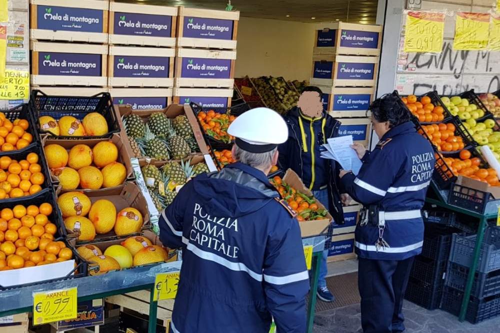 Frutteria sequestro Monte Mario