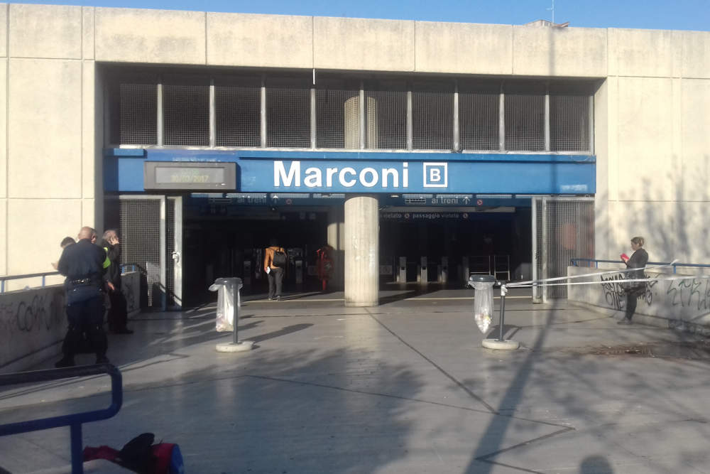 Roma_Metro_Marconi_ingresso