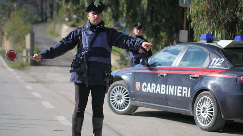 cropped-POSTO-DI-BLOCCO-carabinieri-paletta.jpg