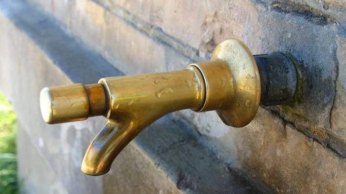 cropped-acqua-rubinetto.jpg