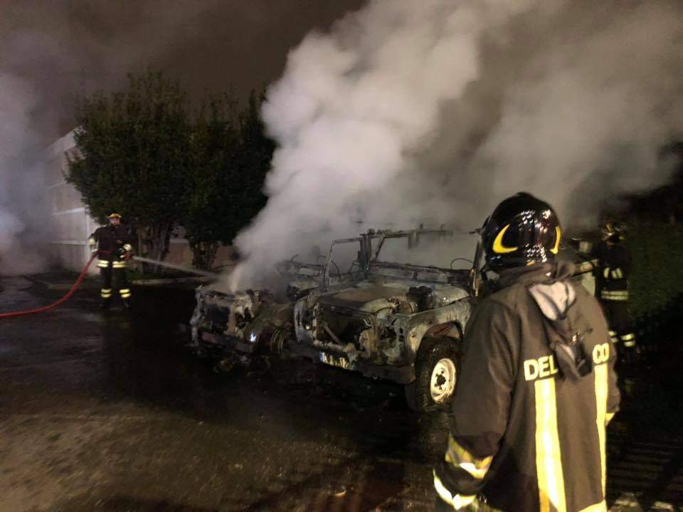 incendio massimina-dtstrutto parco mezzi protezione civile