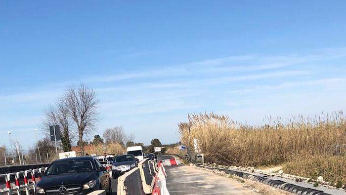 ponte della scafa ringhiera barriera