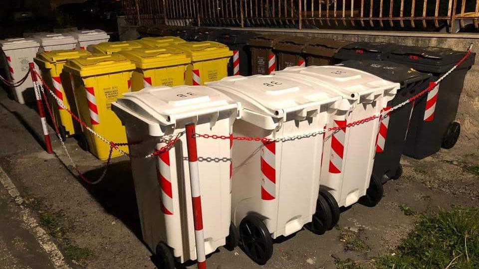 cropped-carrellati-porta-a-porta-differenziata-1.jpg carrellati-porta-a-porta-differenziata