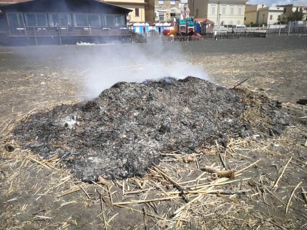 Roghi tossici Ladispoli Roghi tossici Ladispoli