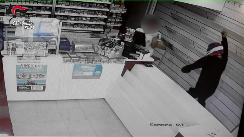 POMEZIA – Rapinatore seriale arrestato (2)