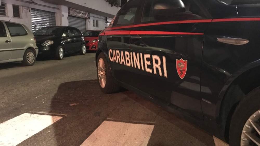 cropped-Una-Gazzella-dei-Carabinieri-intervenuta.jpg