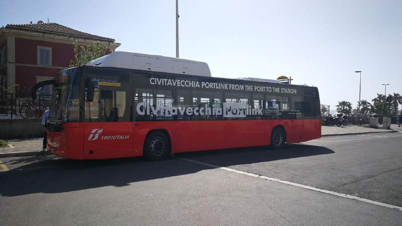 Torna il Civitavecchia Express, arriva a Roma San Pietro