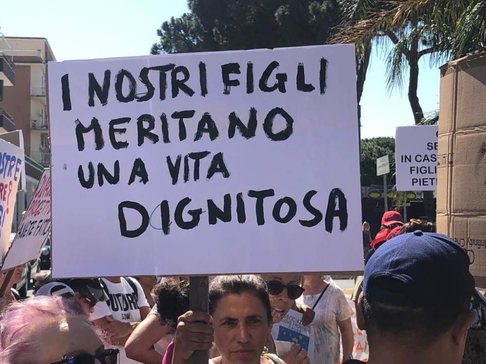 manifestazione sociale disabili Ladispoli (1)
