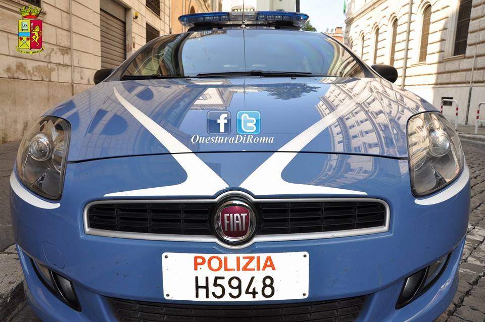 polizia auto