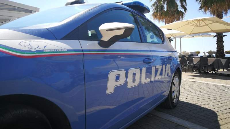 polizia volante commissariato generica civitavecchia 2