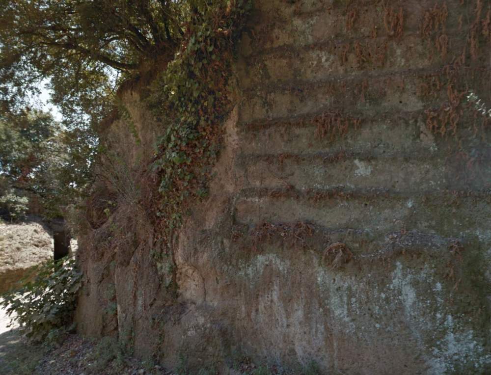 Via Sant'Antonio Costone Tufaceo Cerveteri