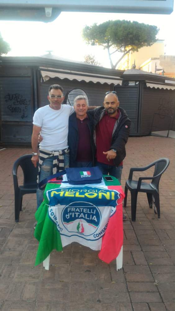 7.10.19 banchetto No legge Boldrini